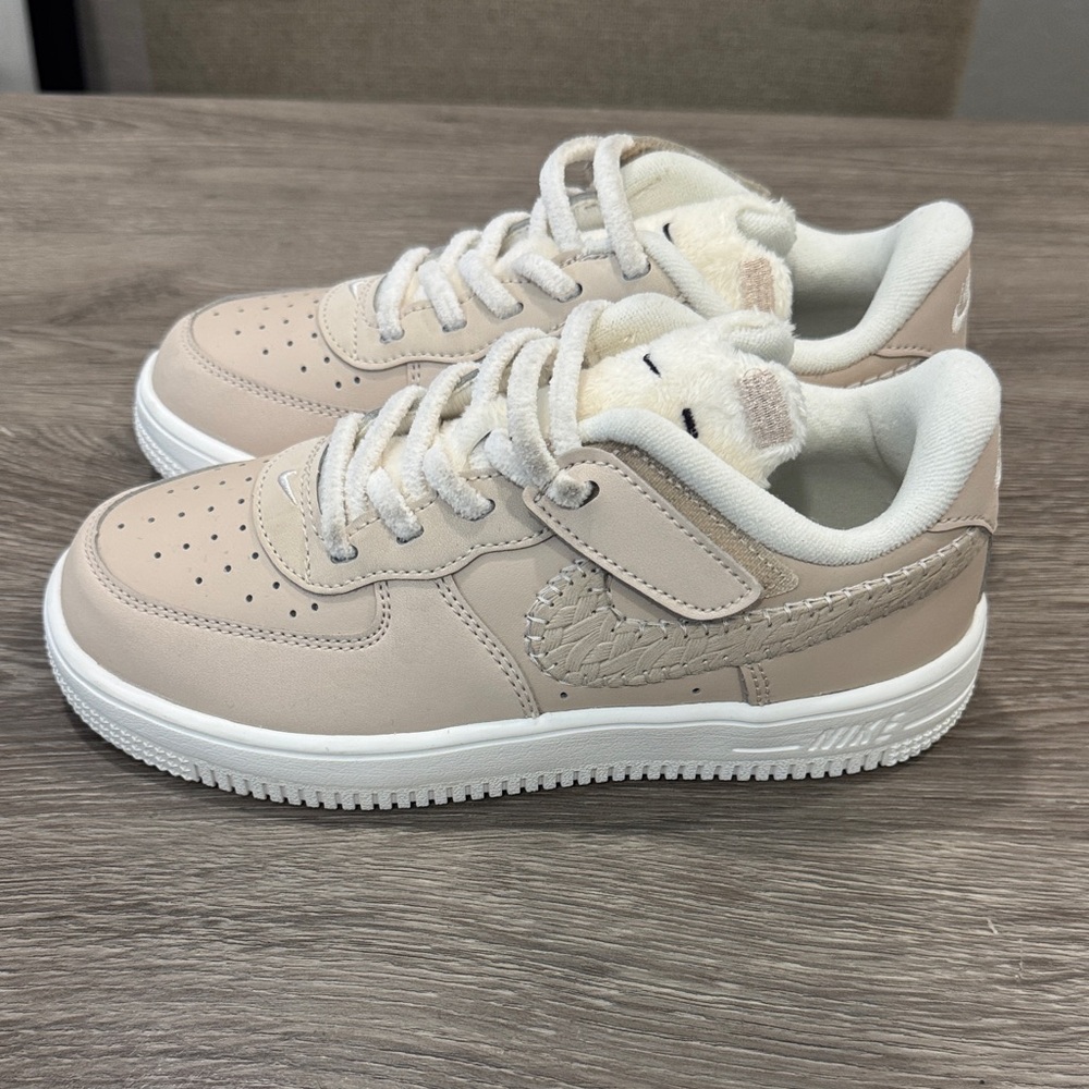 Nike Kids Beige Sneakers